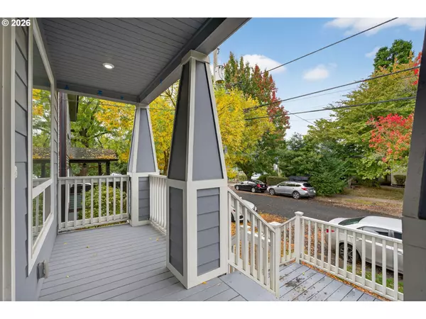 Portland, OR 97212,522 NE MORRIS ST