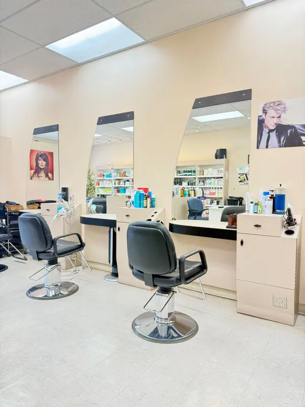 7313 Woodbine AVE E, Markham, ON L3R 3V7