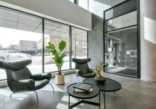 39 Mary ST #1304, Barrie, ON L4N 1S9