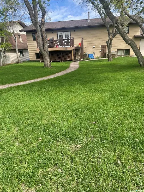 903 Assiniboia AVENUE, Grenfell, SK S0G 2B0