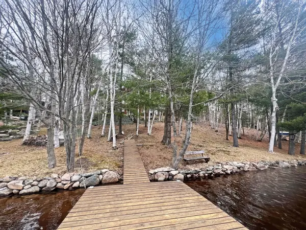 38 Shebeshekong Estates RD S, Carling, ON P0G 1G0