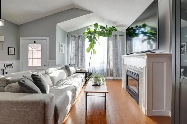 23 Annapolis WAY, Hamilton, ON L8W 3L1