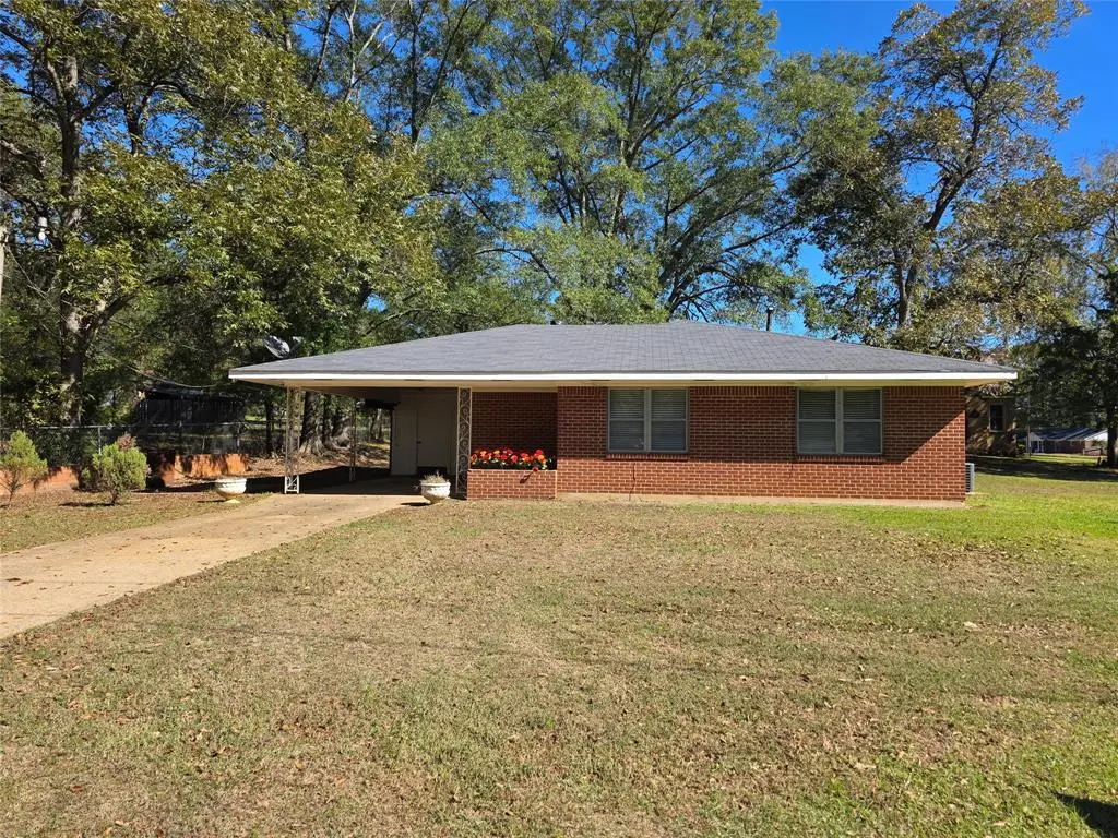 103 N Magnolia Street, Plain Dealing, LA 71064