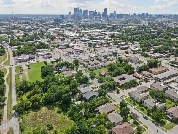 4610 E Side Avenue, Dallas, TX 75226