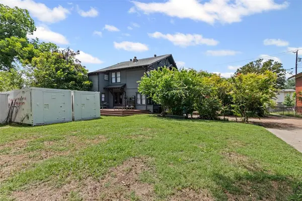 4610 E Side Avenue, Dallas, TX 75226