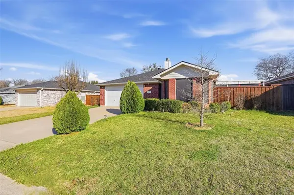 227 Lake Travis Drive, Wylie, TX 75098