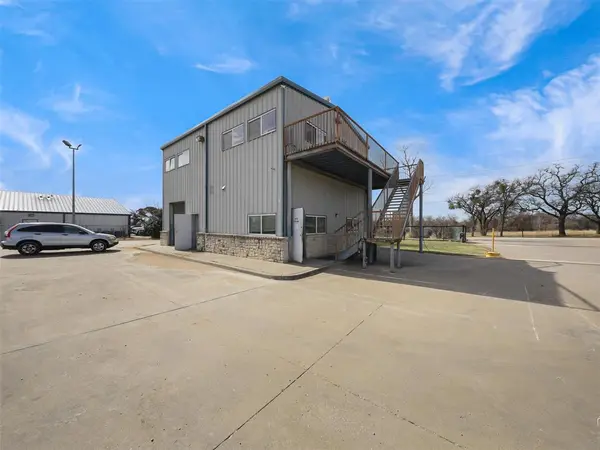 3550 S Main Street, Fort Worth, TX 76040