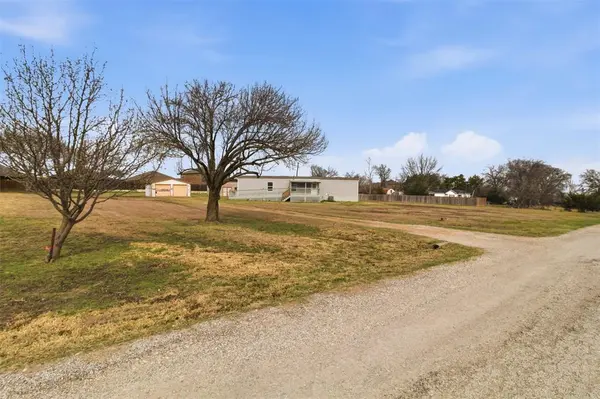 2511 Greenfield, Princeton, TX 75407