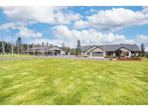 Castle Rock, WA 98611,302 WATERS RD