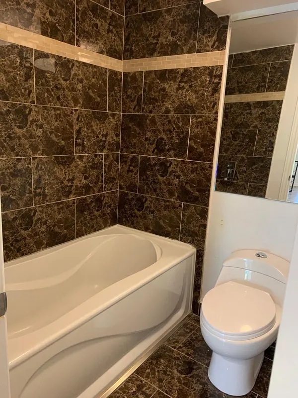 85 October LN, Aurora, ON L4G 7A1