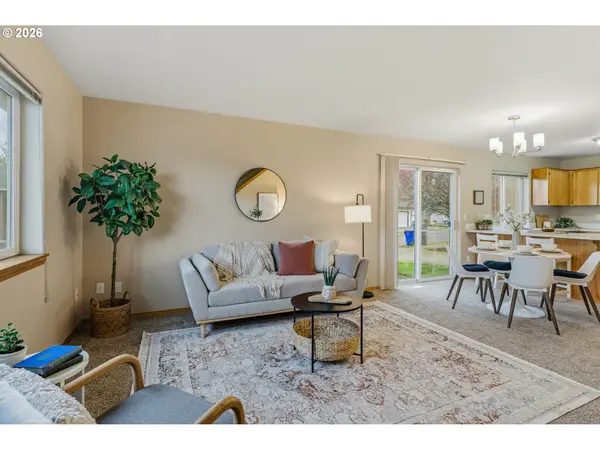 1022/1034 NE LIJA LOOP, Portland, OR 97211