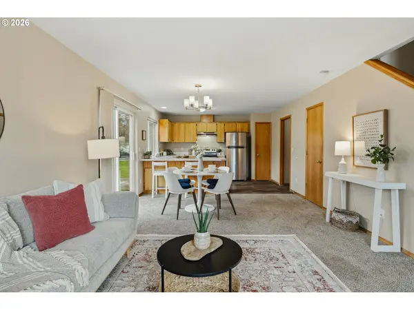 1022/1034 NE LIJA LOOP, Portland, OR 97211