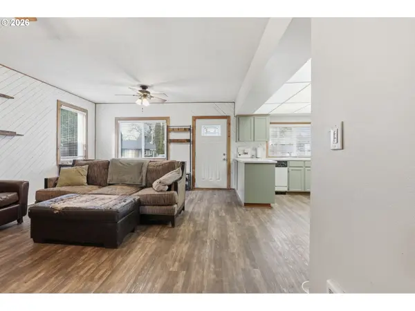 2212 23RD AVE, Forest Grove, OR 97116