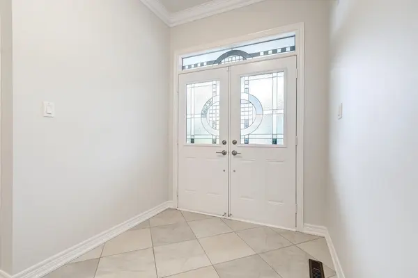 76 Ivy Glen DR, Vaughan, ON L6A 0P2