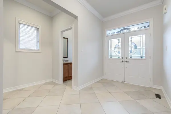 76 Ivy Glen DR, Vaughan, ON L6A 0P2