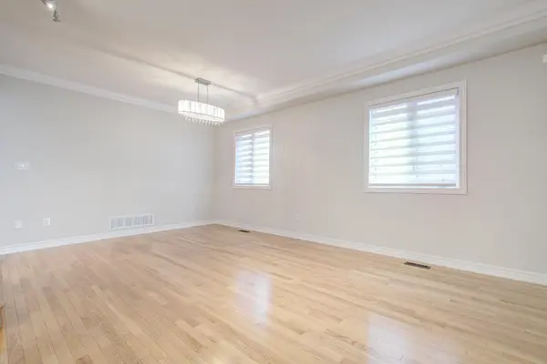 76 Ivy Glen DR, Vaughan, ON L6A 0P2