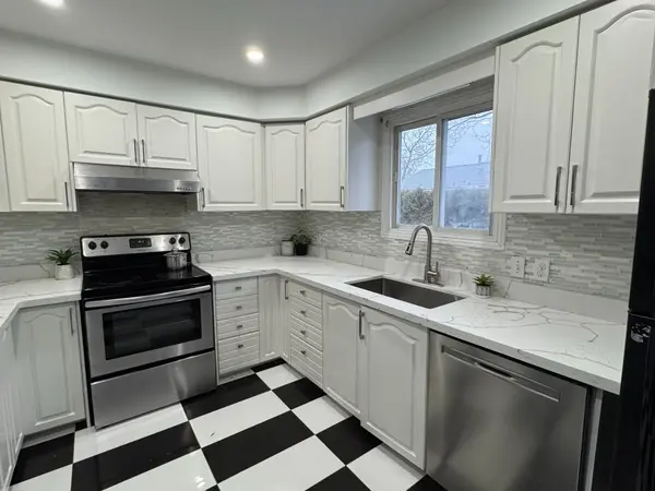 13 THOMPSON DR, Norfolk, ON N0A 1N4