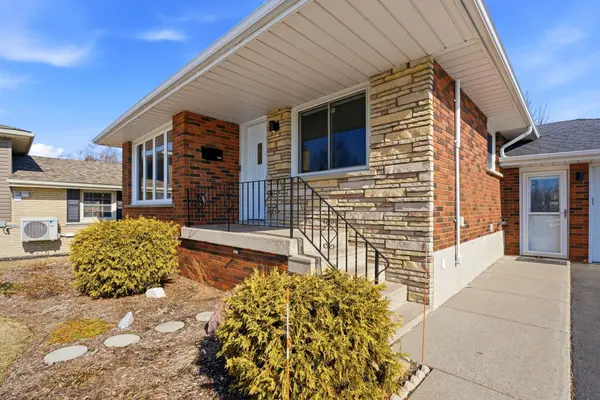 341 Terrace Hill ST, Brantford, ON N3R 1H6