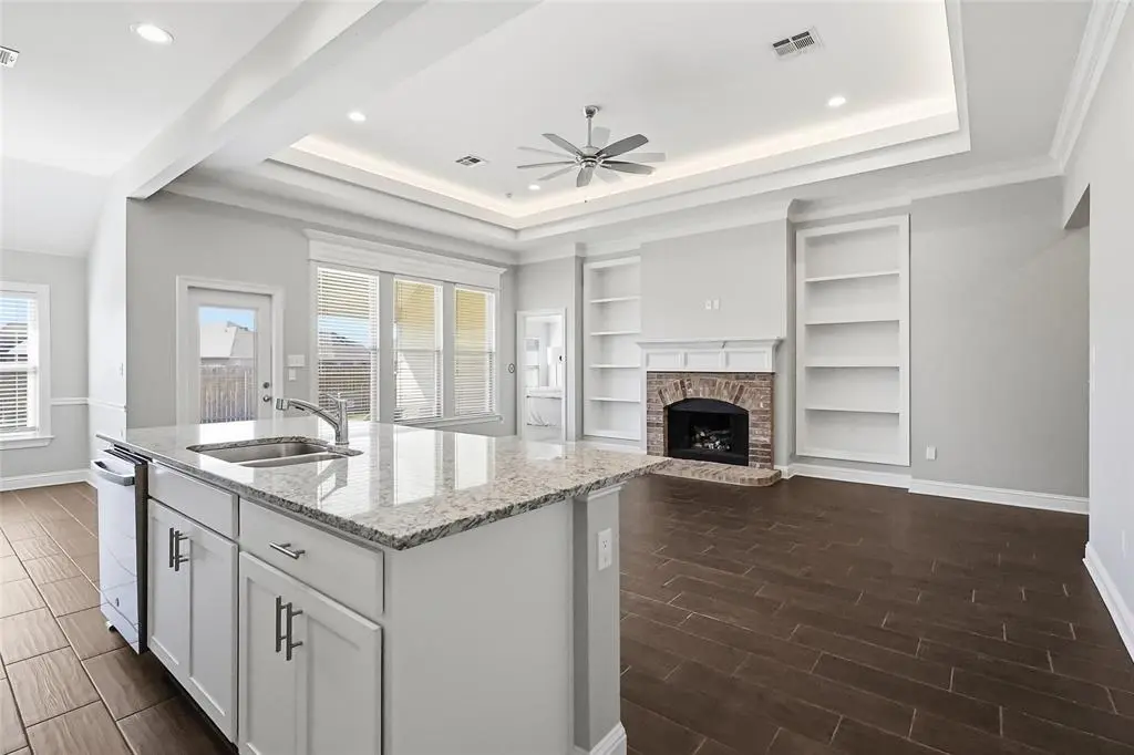 4177 Grassy Lake Drive, Bossier City, LA 71111