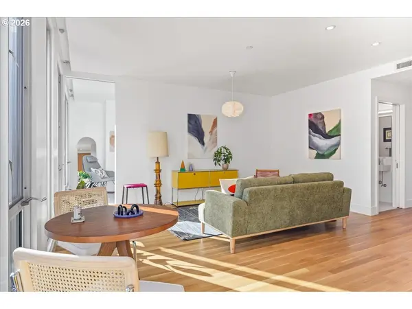 937 NW GLISAN ST #435, Portland, OR 97209