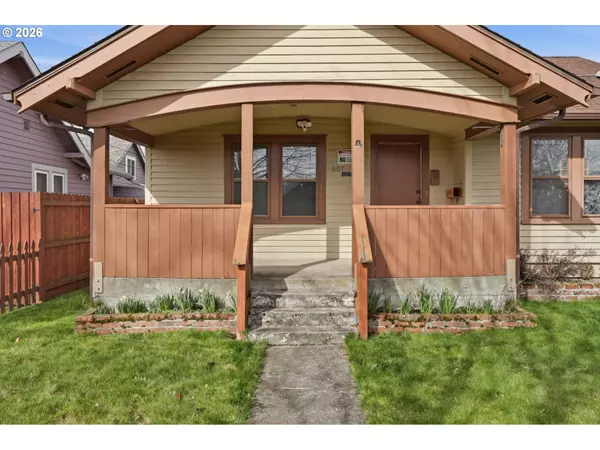 Longview, WA 98632,607 21ST AVE