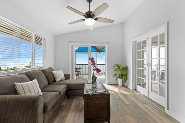 87-3210 GUAVA RD, Captain Cook, HI 96704