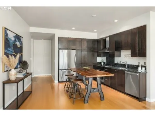 Portland, OR 97201,1920 S RIVER DR #1007