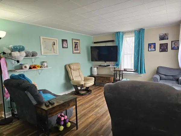 118 Caroline ST, Portland, MI 48875