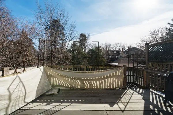 107 Spadina AVE E, Hamilton, ON L8M 2X4