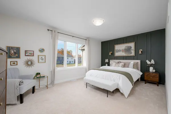 300 McEachern LN #300, Gravenhurst, ON P1P 0H8