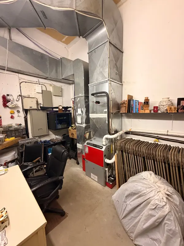 31 Thames ST S, Ingersoll, ON N5C 2S8