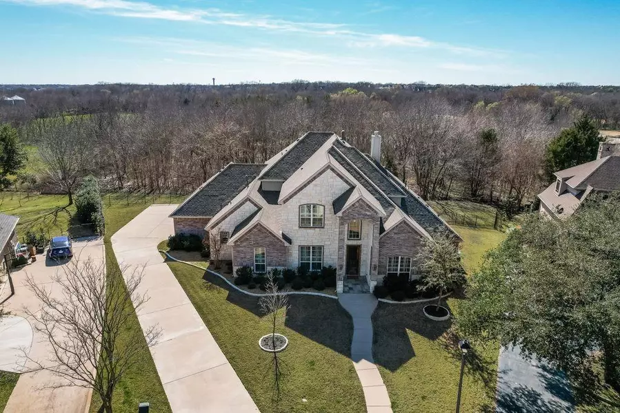 6 Waters Edge Court, Heath, TX 75032