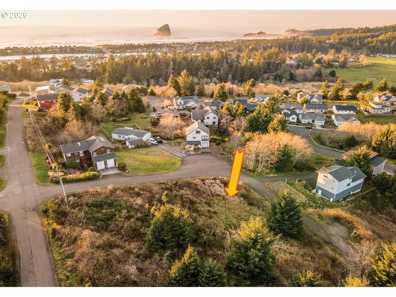 Valley View DR, Pacific City, OR 97135