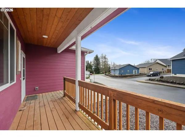 606 2ND ST, Garibaldi, OR 97118