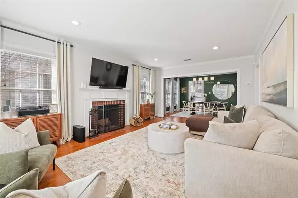 Dallas, TX 75214,6109 Kenwood Avenue