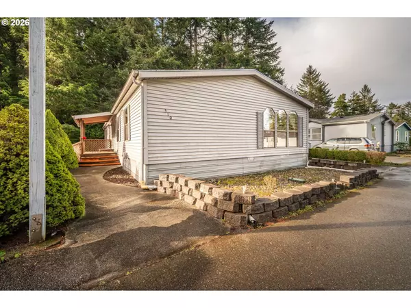 Coos Bay, OR 97420,510 SHOREPINES AVE