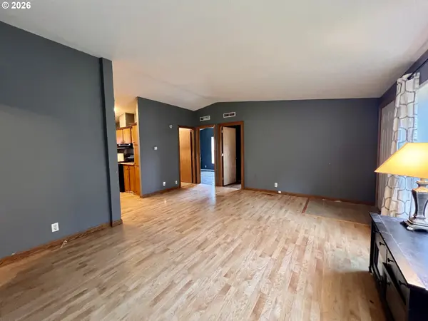 5200 SE 132ND AVE #14, Portland, OR 97236