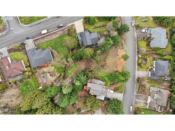 210 W St. James PL, Longview, WA 98632