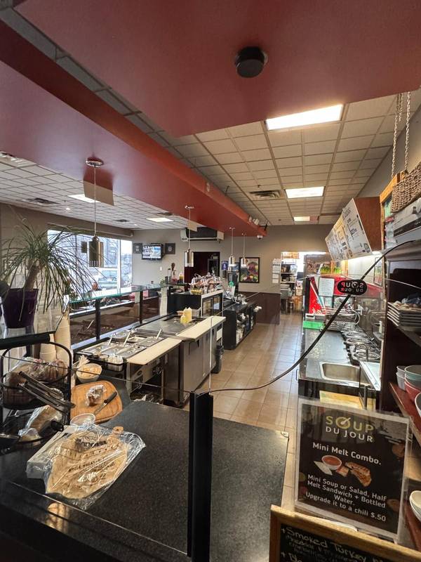 170 Mcewan DR #101, Caledon, ON L7E 4C8