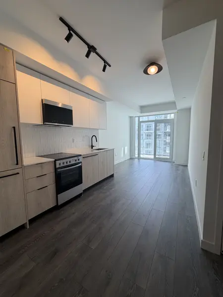 1635 Military TRL, Toronto E10, ON M1C 1B2