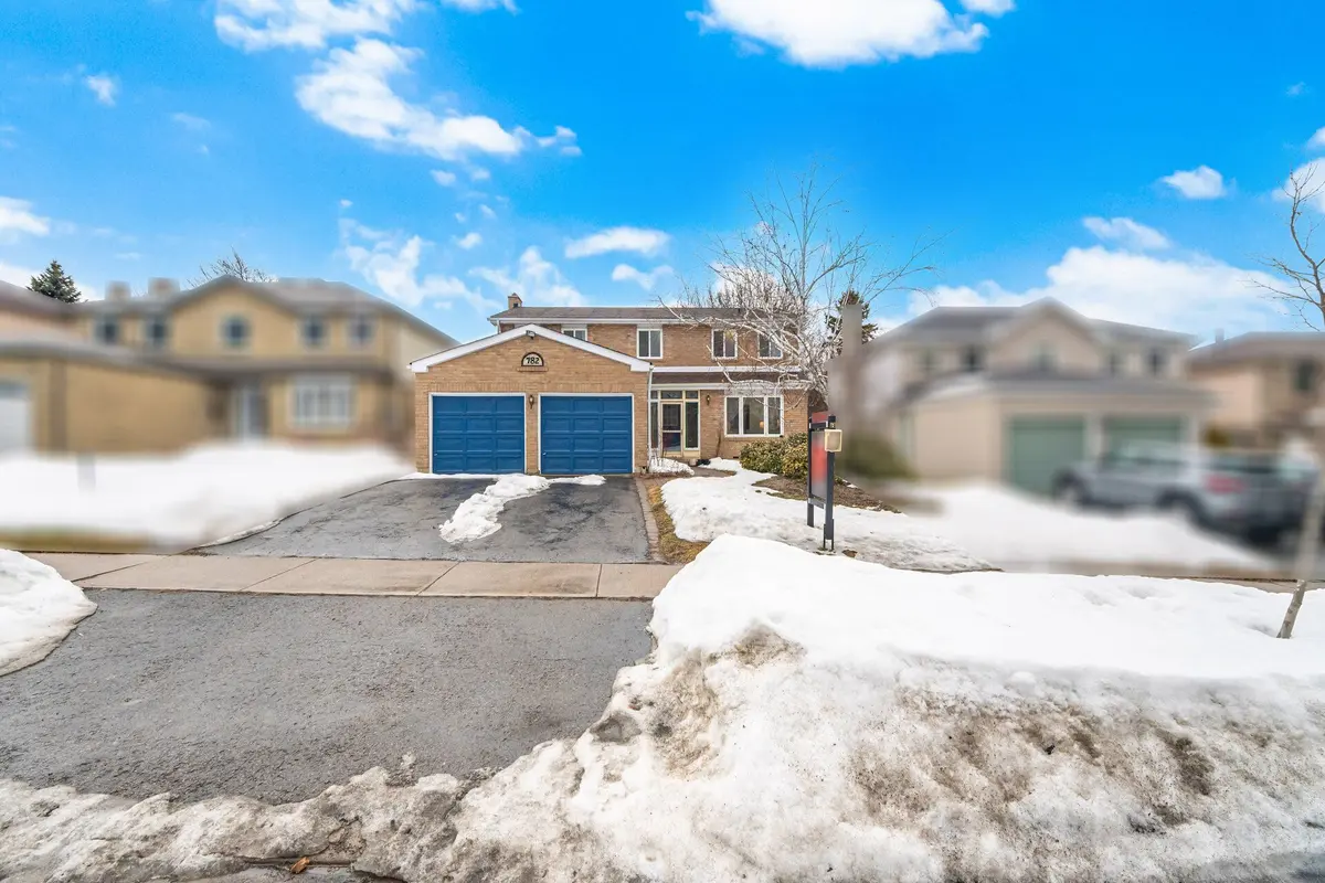 782 Aspen RD, Pickering, ON L1V 3S3