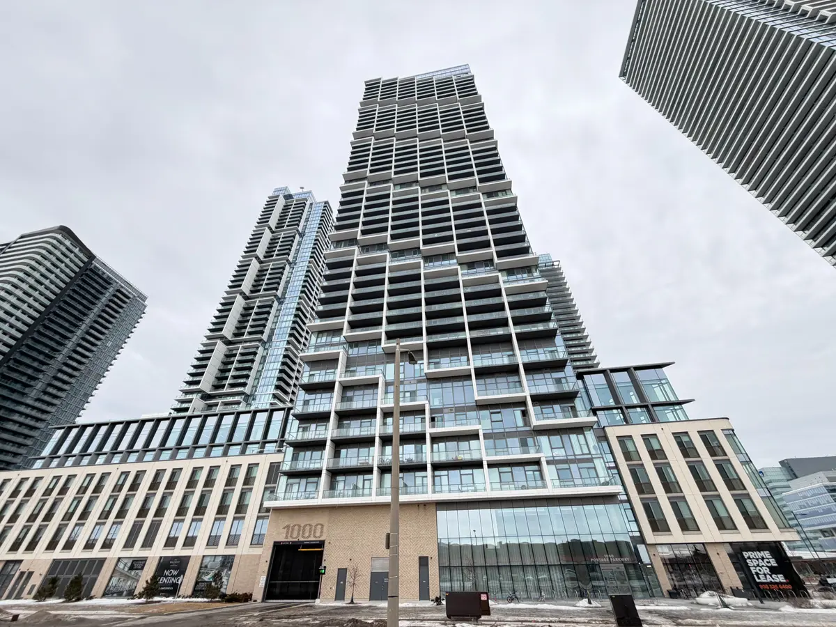 1000 Portage Pkwy #3710, Vaughan, ON L4K 0L1