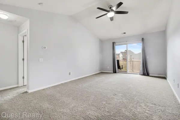 543 Addington LN, Ann Arbor, MI 48108