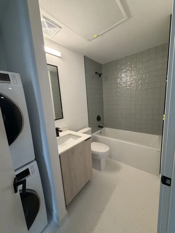 1635 Military TRL, Toronto E10, ON M1C 1B2