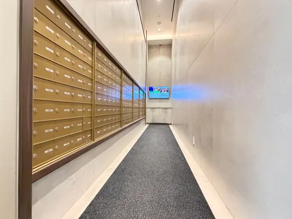 1000 Portage Pkwy #3710, Vaughan, ON L4K 0L1