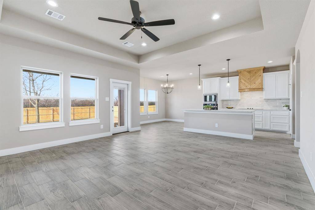 494 Cumberland Trail, Bridgeport, TX 76458