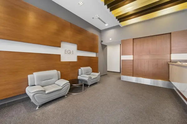 70 Town Centre CT #1103, Toronto E09, ON M1P 0B2