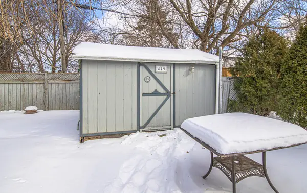 449 Cromwell AVE, Oshawa, ON L1J 4V3