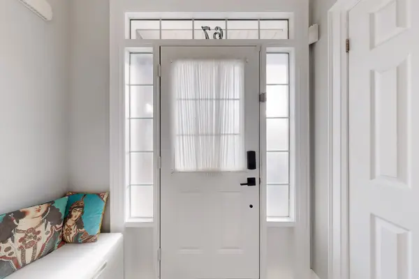 67 Collin CT, Richmond Hill, ON L4E 4K1