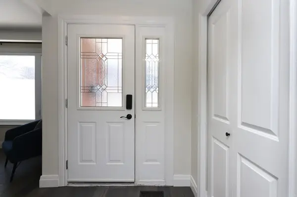 2001 Silverberry CRES, Mississauga, ON L5J 1C8